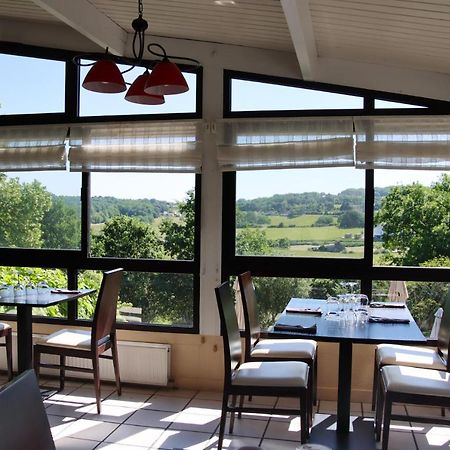 Auberge Des 7 Tours Martel Exteriör bild